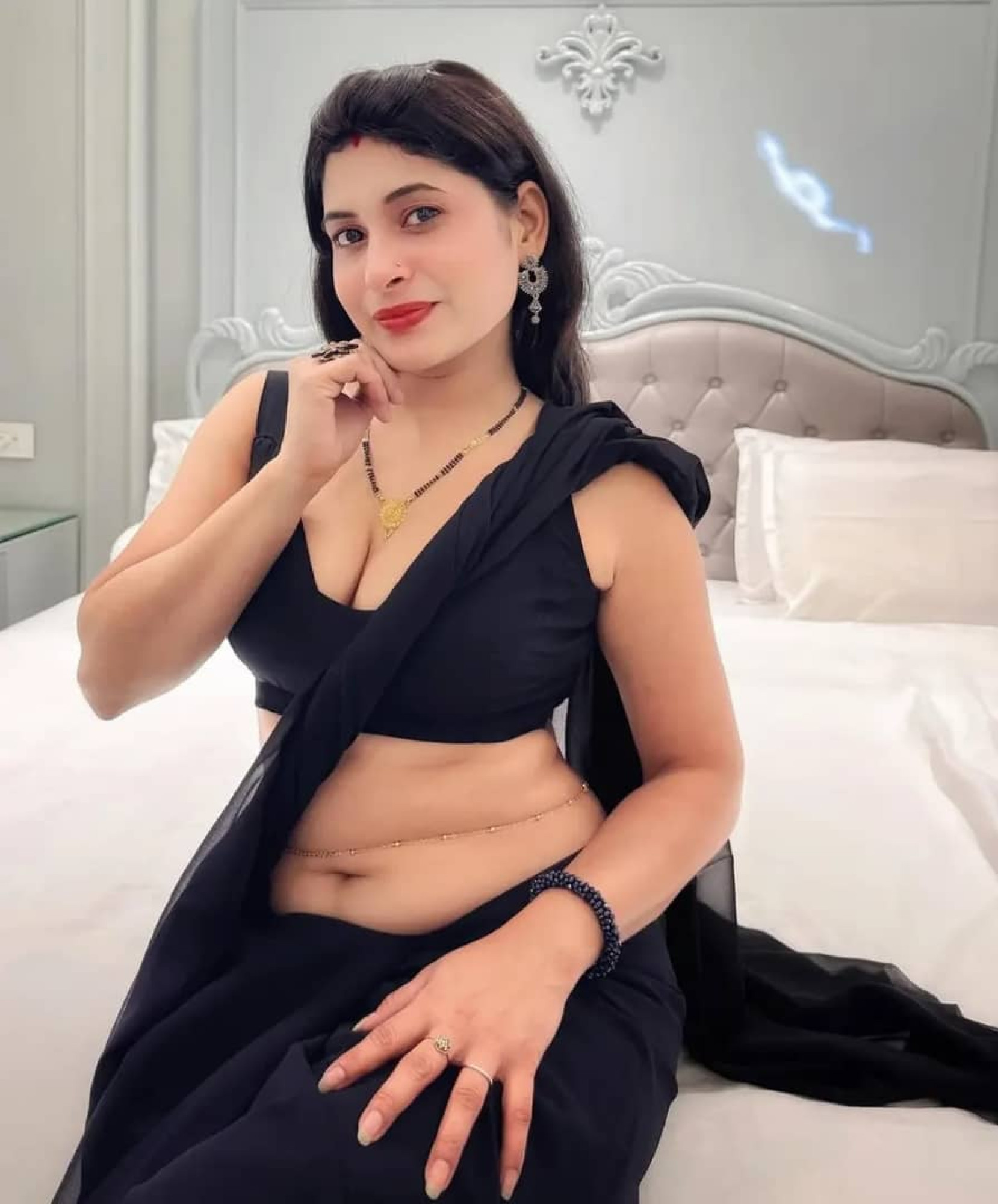 Arani Escorts