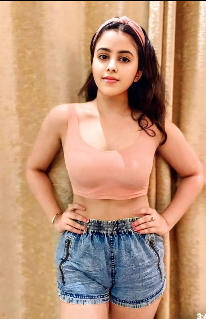 Adoor Escorts